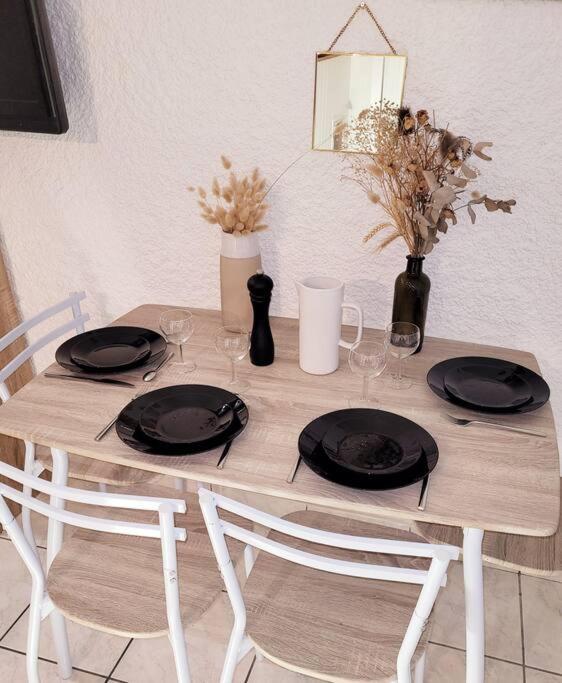 Apartment Le 360 Proche Futuroscope & Arena 1/4 Pers *